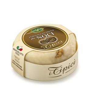 Käse mit Walnüssen Italienische TreValli  typische Tradition der Marken