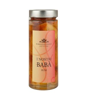 Baba rhum dolce imbevuto in sciroppo liquoroso Roberto Cantolacqua