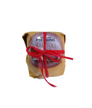 Soft cheese pecorino with a nutty flavour family's dairy Di Pietrantonio