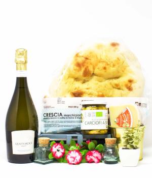 Portonovo kit for 4 gourmet take-away aperitifs on the beach of typical products