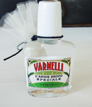 Favors for wedding Varnelli aniseed typical liqueur from the Marche region