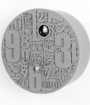 METROPOLIS gray Cucu clock with futuristic design