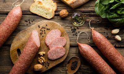 Ciauscolo, un' icona della gastronomia marchigiana