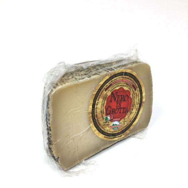 NERO di GROTTA Martarelli formaggio stagionato in grotta
