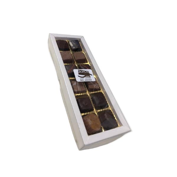 Dolce Vita artisan mixed chocolates pack of 12 pieces