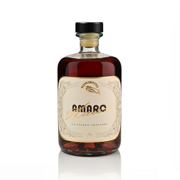 Amaro elegante aroma fragrante arancia amara distilleria Massarotto 1977