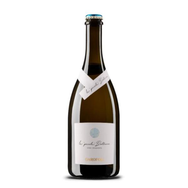 Le piccole bollicine naturally bubbly white wine Garofoli