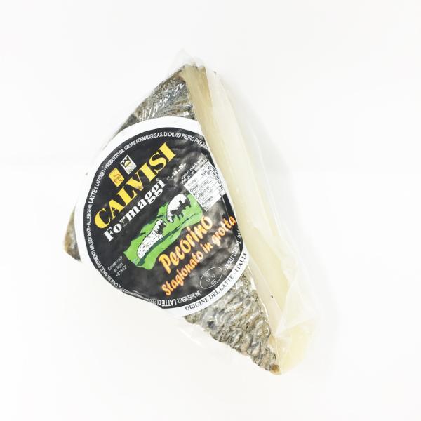 PECORINO in GROTTA Calvisi italian grated cheese